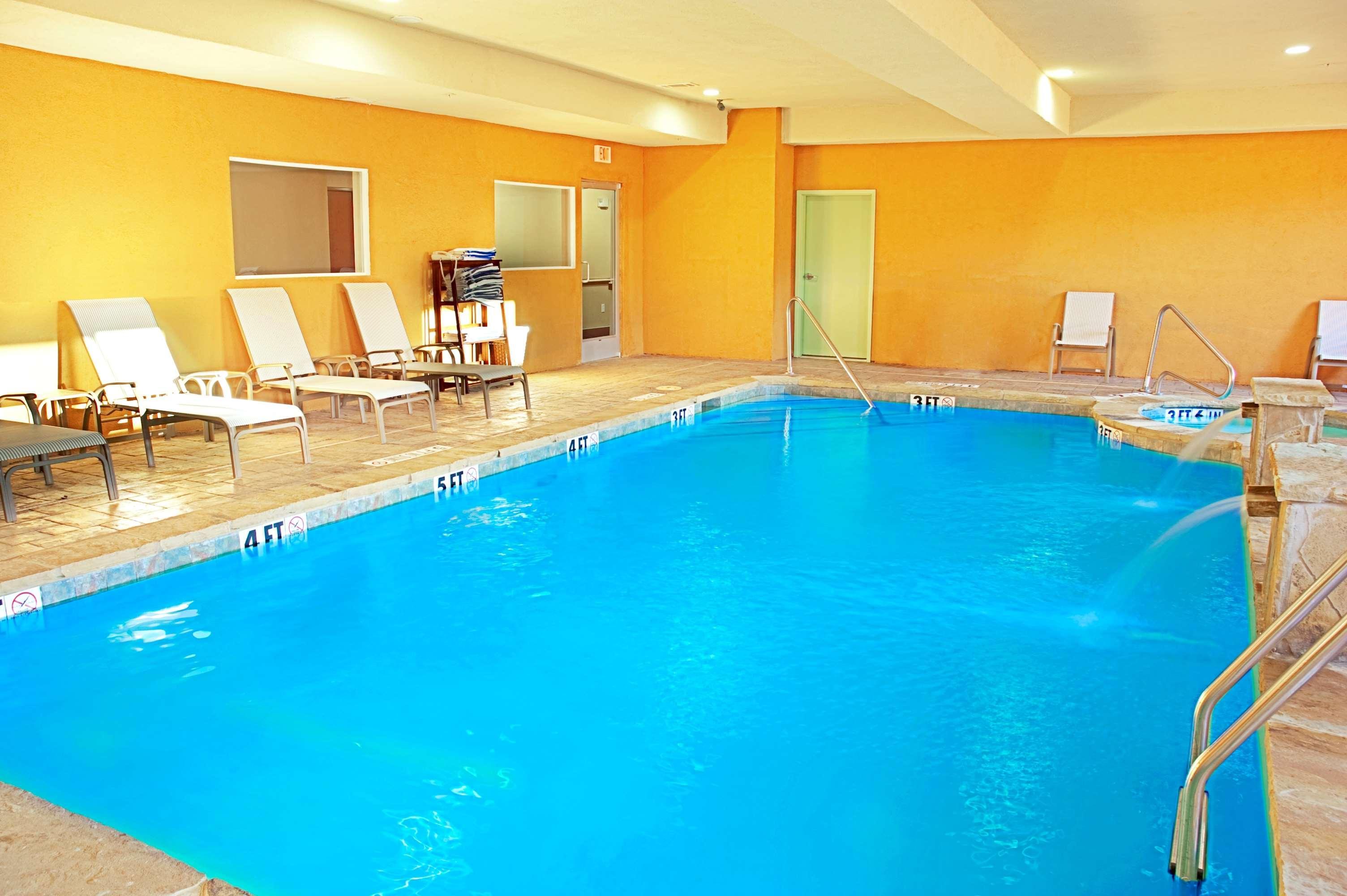 Best Western Bowie Inn & Suites Εξωτερικό φωτογραφία