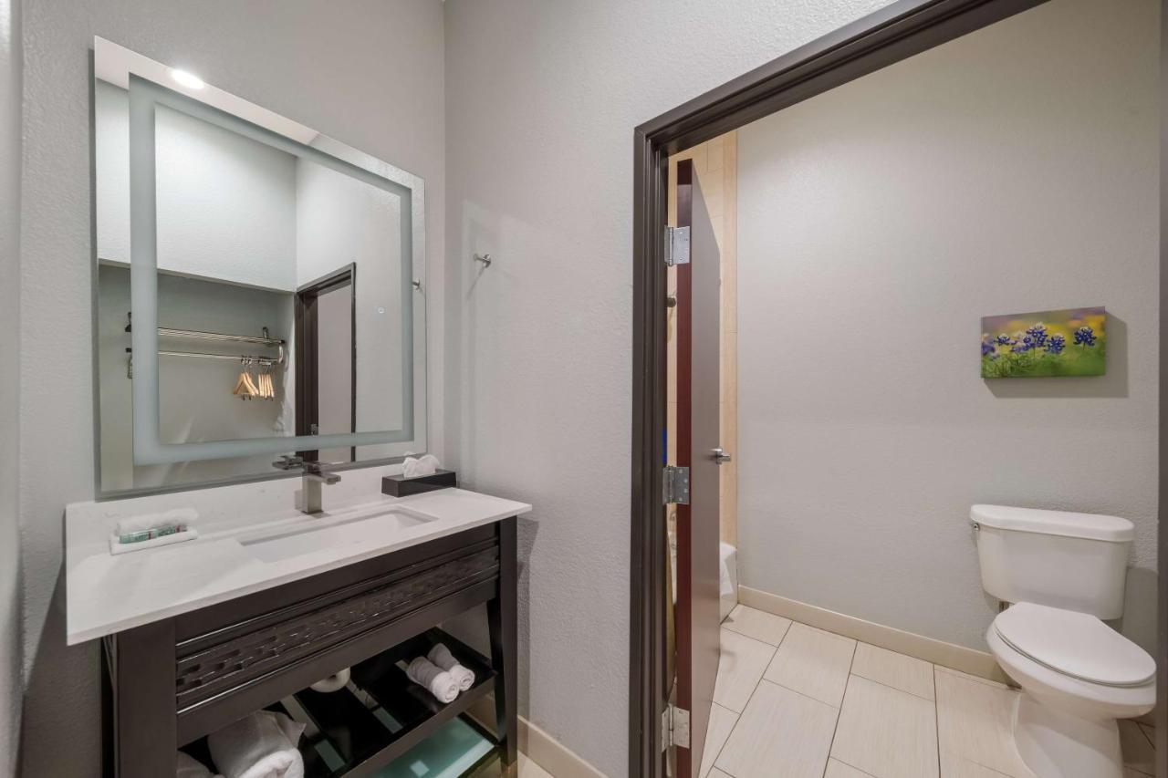 Best Western Bowie Inn & Suites Εξωτερικό φωτογραφία